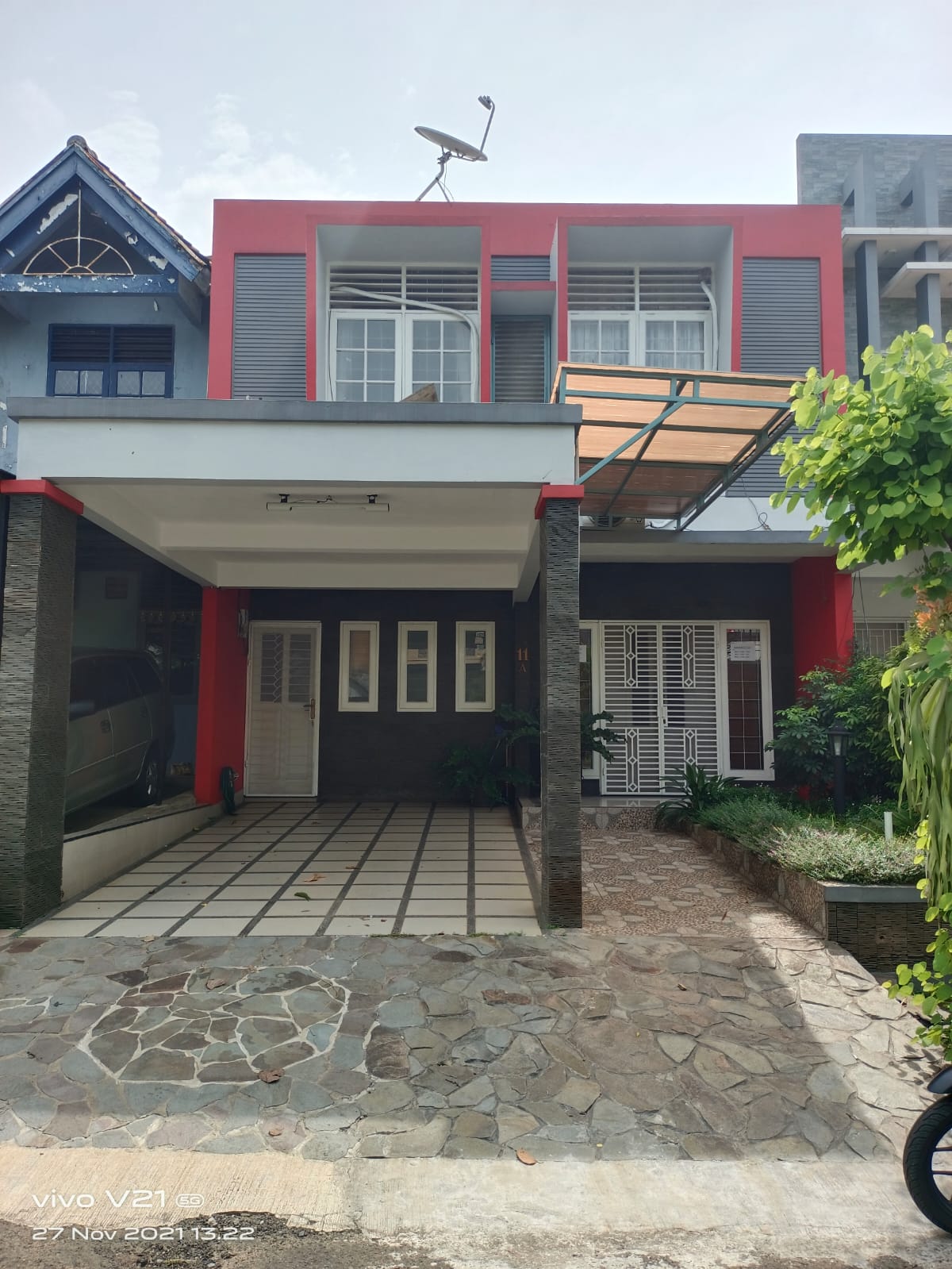 Rumah Disewakan Full Furnished di Cluster Meadow Green Lippo Cikarang